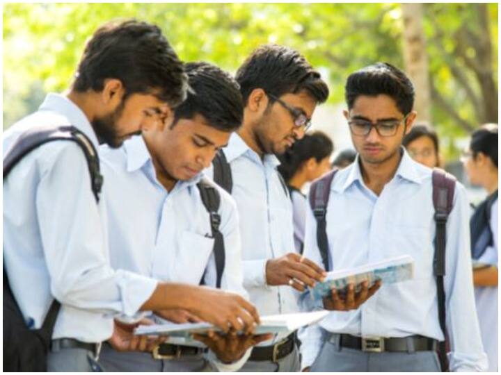 CBSE Term 2 Exam: CBSE's 10th and 12th term-2 examinations from today, know important guidelines CBSE Term 2 Exam: CBSE की 10वीं और 12वीं की टर्म-2 परीक्षाएं आज से, जानें जरूरी गाइडलाइन्स