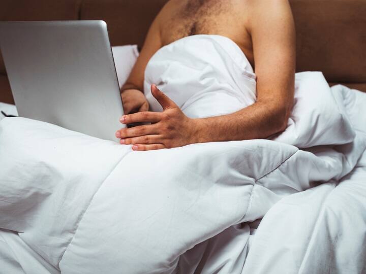 Work From Home Culture Gives Rise to Porn Addiction: Report Work From Home : வொர்க் ஃப்ரம் ஹோமால் வந்த வினை: இந்த பழக்கம் டபுளாக அதிகரிப்பா? : ஆய்வு தரும் அதிர்ச்சி தகவல்..