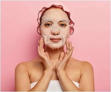 Beauty Tips: ડાઘ રહિત ગ્લોઇંગ સ્કિન માટે  ઉત્તમ છે આ 3 ઓવરનાઇટ ક્રિમ, અજમાવી જુઓ