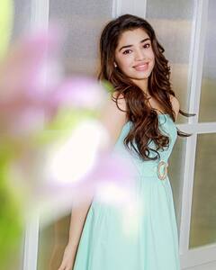 Krithi Shetty Photos: கோலிவுட்டுக்கு எண்ட்ரி தரும் க்ரித்தி ஷெட்டியின் லேட்டஸ்ட் க்ளிக்ஸ்