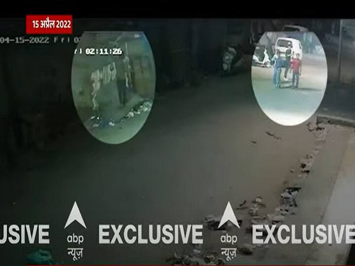 Jahangirpuri violence case: CCTV video of 15 april shows people collecting sticks ann Jahangirpuri Violence Case: हिंसा के एक दिन पहले का वीडियो आया सामने, रात को लाठियां जमा करते दिखे उपद्रवी