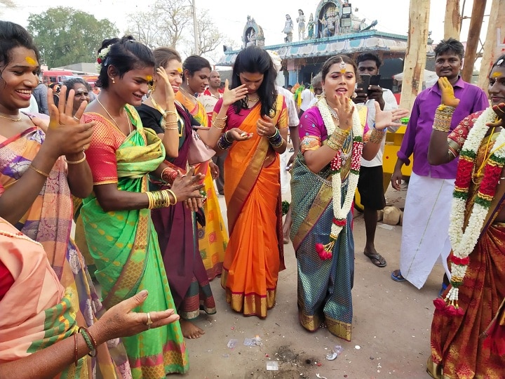 கூவாகம் கூத்தாண்டவர் கோயிலில் சித்திரை தேரோட்டம் - தேரை வடம் பிடித்து இழுத்த திருநங்கைகள்