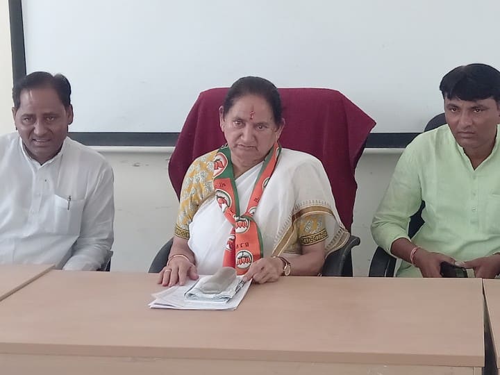 Rajasthan Politics: आरक्षण को लेकर अपने पर बयान पर दौसा सांसद जसकौर मीणा ने दी सफाई, पीएम मोदी का जिक्र करते हुए कही ये बात Rajasthan Dausa BJP MP Jaskaur Meena clarified on statement regarding ST reservation ANN Rajasthan Politics: आरक्षण को लेकर अपने पर बयान पर दौसा सांसद जसकौर मीणा ने दी सफाई, पीएम मोदी का जिक्र करते हुए कही ये बात