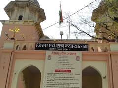 Indore News: इंदौर में तपती गर्मी के सितम से वकीलों का हाल बेहाल, अब चीफ जस्टिस से की गई ये मांग