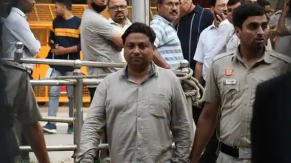 Delhi Update: জাহাঙ্গিরপুরীর হিংসায় বাংলা-যোগ, তদন্তে রাজ্যে আসতে পারে দিল্লি পুলিশ।Bangla News