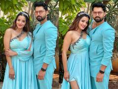 जबरदस्त है मोनालिसा और विक्रांत की जोड़ी, आसमानी रंग पहने ड्रीमी लगा ये कपल