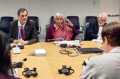 Cryptocurrency: वित्त मंत्री निर्मला सीतारमण ने कहा, मनी लॉन्ड्रिंग और टेरर फाइनैंसिंग में क्रिप्टोकरेंसी के इस्तेमाल का है सबसे बड़ा जोखिम