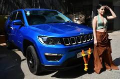 ઉર્ફી જાવેદ ફરી એકવાર બોલ્ડ અંદાજમાં જોવા મળી, તસવીર જોઇને ફેન્સે આપ્યું રિએકશન, ‘એક સાથે એક ફ્રી’!