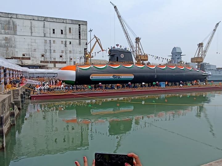 Vagsheer Scorpene : सायलेंट किलर असणारी 'वागशीर' पाणबुडीचा जलावतरण कार्यक्रम संपन्न, ट्रायलनंतर भारतीय नौदलाच्या ताफ्यात सामील होणार Vagsheer Scorpene submarine launched, join Indian Navy after trial Vagsheer Scorpene : सायलेंट किलर असणारी 'वागशीर' पाणबुडीचा जलावतरण कार्यक्रम संपन्न, ट्रायलनंतर भारतीय नौदलाच्या ताफ्यात सामील होणार