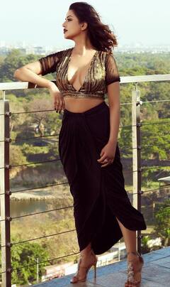 பிக் பாஸ் புகழ் ரைசா வில்சன் ஹாட் க்யூட் வைரல் க்ளிக்ஸ்..!