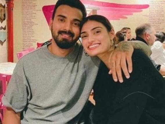 रणबीर-आलिया के बाद अब आथिया शेट्टी और केएल राहुल लेंगे सात फेरे, जल्द गूंजेगी सुनील शेट्टी के घर शहनाई! रणबीर-आलिया के बाद अब आथिया शेट्टी और केएल राहुल लेंगे सात फेरे, जल्द गूंजेगी सुनील शेट्टी के घर शहनाई!
