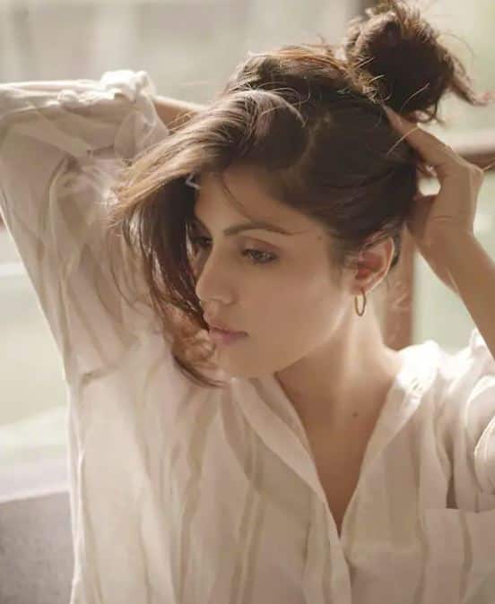 Rhea Chakraborty shares beautiful pictures playing with her hair