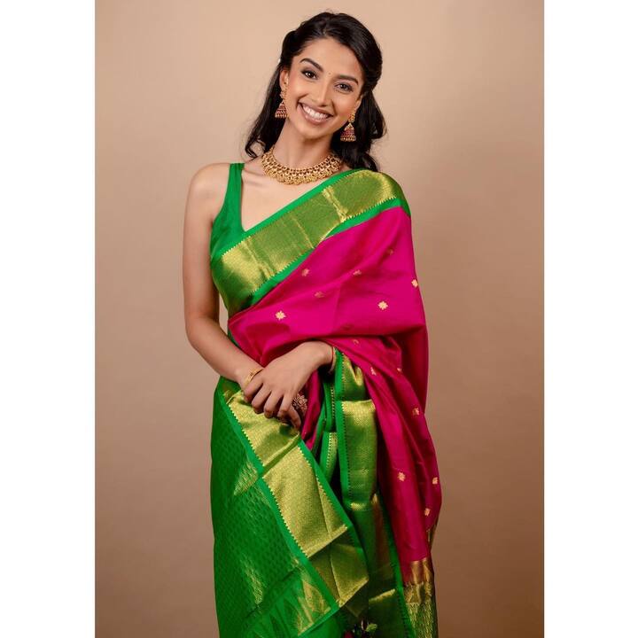 డాక్టర్ చదివి యాక్టర్గా మారిన అమ్మాయి మీనాక్షి చౌదరి. -Image credit: MeenakshiChaudhary/Instagram