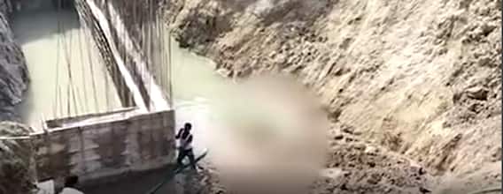 Bike Falls into Culvert in Kurnool: కర్నూలు జిల్లాలో కల్వర్టులో బైక్ పడి ముగ్గురు మృతి | ABP Desam