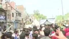 Jahangirpuri में मस्जिद से लेकर मंदिर तक कहां-कहां चला बुलडोजर? Ground Report