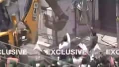 Jahangirpuri Bulldozer News EXCLUSIVE: Bulldozer razes structures outside mosque | ABP News