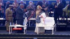 BGBS: বাণিজ্য সম্মেলনের মঞ্চে ধন্যবাদ জ্ঞাপন, রাজ্য-রাজ্যপাল সৌজন্য নিয়ে তুঙ্গে তরজা । Bangla News