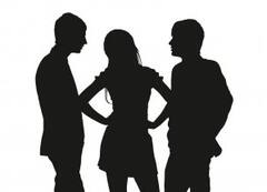 प्रेयसी नक्की कुणाची? दोन गटात तुंबळ हाणामारी, व्हिडीओ व्हायरल