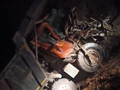 Singrauli News: कोयला खदान में दो डंपर की टक्कर, चालक गंभीर रूप से घायल, गुस्साए कर्मचारियों ने घंटों किया हंगामा