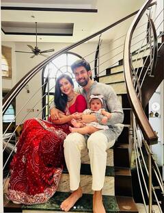 Rajeev Charu: সুস্মিতা সেনের পরিবারে একরত্তির অন্নপ্রাশন, এক ফ্রেমে ধরা দিলেন রাজীব-চারু