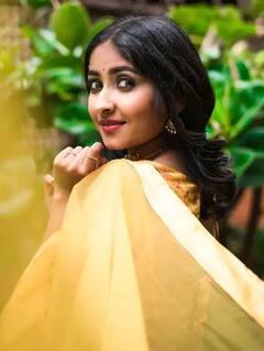 દીકરાથી નવ વર્ષ નાની છે રોકી ભાઇની 'માતા' , રિયલ લાઇફમાં દેખાય છે આટલી સુંદર