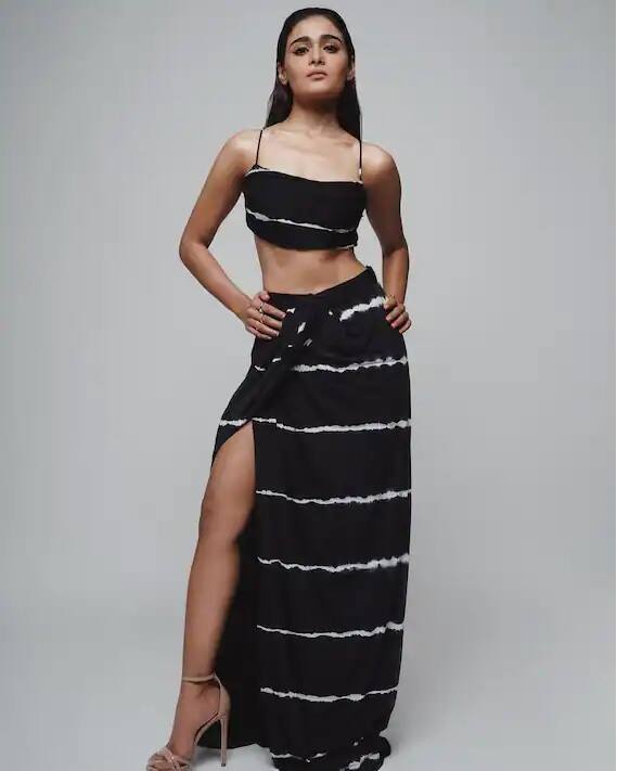 શાલિનીની પહેલી ફિલ્મ અર્જુન રેડ્ડી હતી, જ્યારે હિન્દી ફિલ્મોની વાત કરીએ તો જયેશભાઈ જોરદાર તેની પહેલી મોટી ફિલ્મ માનવામાં આવે છે. આ પહેલાં શાલિનીએ વર્ષ 2018માં મેરી નિમ્મોમાં કેમિયો રોલ કર્યો હતો.