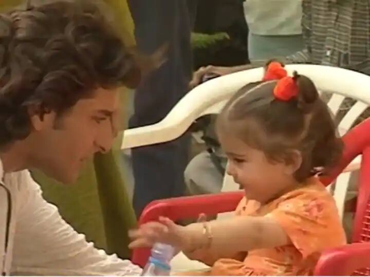 Sara Ali Khan Old Childhood Video Playing With Father Saif Ali Khan Viral On Social Media સારા અલી ખાનનો બાળપણનો વીડિયો થયો વાયરલ, પિતા સૈફ અલી ખાન પુત્રીનું આ રીતે ધ્યાન રાખતો હતો...