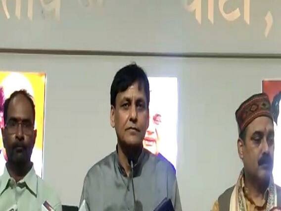 Bihar Politics: नित्यानंद राय बोले- पार्टी बनाएगी रिकॉर्ड, गिनीज बुक में दर्ज होगी BJP की तिरंगा यात्रा Bihar Politics: नित्यानंद राय बोले- पार्टी बनाएगी रिकॉर्ड, गिनीज बुक में दर्ज होगी BJP की तिरंगा यात्रा