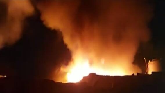 ભાવનગર: સિલિન્ડરમાં બ્લાસ્ટ થતાં લાગી વિકરાળ આગ; ચાર ફાયર ફાઇટર થયા ઇજાગ્રસ્ત, જુઓ ગુજરાતી ન્યૂઝ