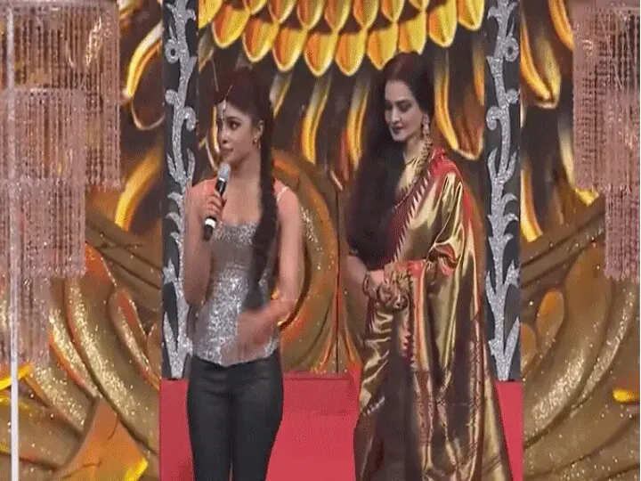 ਜਦੋਂ ਐਵਾਰਡ ਸ਼ੋਅ 'ਚ ਧਰਮਿੰਦਰ ਬਣ ਕੇ ਪੁੱਜੀ ਸੀ ਪ੍ਰਿਅੰਕਾ ਚੋਪੜਾ, ਰੇਖਾ ਨੇ ਵੀ ਦਿੱਤਾ ਸੀ ਭਰਪੂਰ ਸਾਥ