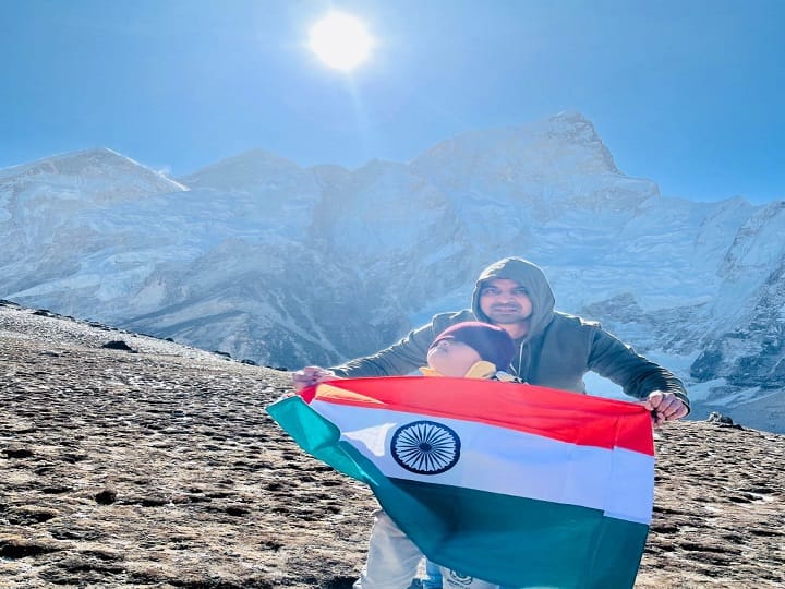 Indore: Seven-Year-Old Boy with Down Syndrome Scales Mount Everest With Father Indore: Seven-Year-Old Boy With Down Syndrome Scales Mount Everest Base Camp With Father
