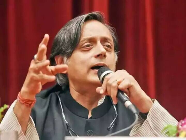 Shashi Tharoor reacted on the action of the bulldozers after the Jahangirpuri violence ann 'जो हुआ, वह संविधान के खिलाफ था', Jahangirpuri Violence के बाद बुलडोजर की कार्रवाई पर बोले Shashi Tharoor