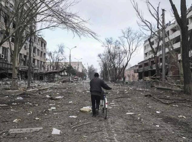 Today 57th day of Russia Ukraine war Mariupol will be occupied by Russia in next 24 hours Zelensky took this step रूस यूक्रेन युद्ध का आज 57वां दिन, मारियूपोल पर होगा अगले 24 घंटे में रूस का कब्जा, जेलेंस्की ने उठाया ये कदम