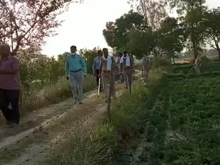 Auraiya News: औरैया में जाल बिछाकर तेंदुए की तलाश में जुटी टीम के हाथ खाली, दहशत से घरों में कैद लोग Auraiya Uttar Pradesh Leopard has not yet been caught Search continues fear among people ANN Auraiya News: औरैया में जाल बिछाकर तेंदुए की तलाश में जुटी टीम के हाथ खाली, दहशत से घरों में कैद लोग