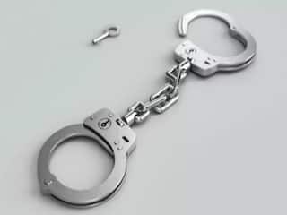 தேனியில் பட்டா மாற்ற லஞ்சம் வாங்கிய விஏஓ மற்றும் அவரது உதவியாளர் கைது