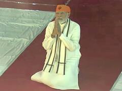 गुरु तेगबहादुर के 400 वें प्रकाश पर्व पर शामिल हुए पीएम मोदी, जारी किए सिक्के और डाक टिकट, देखें तस्वीरें