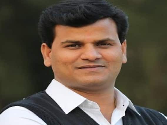 Ravi Rana : अमरावती ते मातोश्री वारी करुन हनुमान चालीसाचे वाचन करणारच, वेळ असल्यास मुख्यमंत्र्यांनीही साथ द्यावी : रवी राणा Ravi Rana : अमरावती ते मातोश्री वारी करुन हनुमान चालीसाचे वाचन करणारच, वेळ असल्यास मुख्यमंत्र्यांनीही साथ द्यावी : रवी राणा