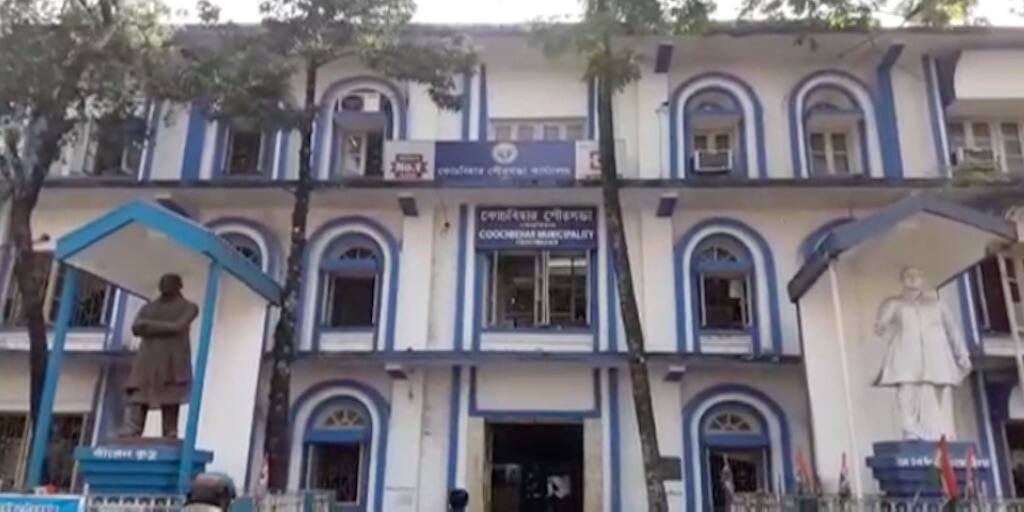 Chairman of Cooch Behar Municipality alleges corruption in appointment of casual staffs Cooch Behar: কোচবিহার পুরসভায় অস্থায়ী কর্মী নিয়োগে আগের বোর্ডের বিরুদ্ধে অনিয়মের অভিযোগ চেয়ারম্যানের