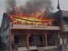 Nandurbar Temple Fire : दोनशे वर्षांपूर्वीच्या पुरातन मंदिराला भीषण आग, दुसरा मजला जळून खाक