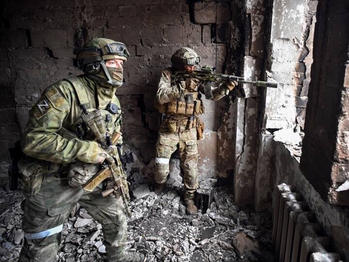 Ukrainian army recaptured village near Kharkiv hundreds of people evacuated यूक्रेन की सेना ने खारकीव के पास गांव को फिर से अपने कब्जे में लिया, सैकड़ों लोगों को बाहर निकाला