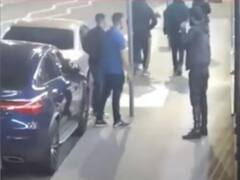 ब्रिटिश बॉक्सर आमिर खान से लंदन में गन पॉइंट पर लूटी गई 70 लाख की घड़ी, सामने आया वारदात का नया फुटेज