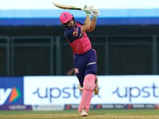 DC vs RR: जोस बटलर ने रचा इतिहास, धवन-गेल को पीछे छोड़ हासिल किया यह बड़ा मुकाम