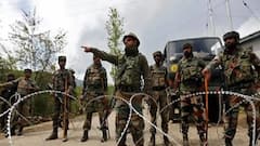 CISF bus attacked in Jammu; ASI martyred, 2 Jawans injured | BREAKING NEWS