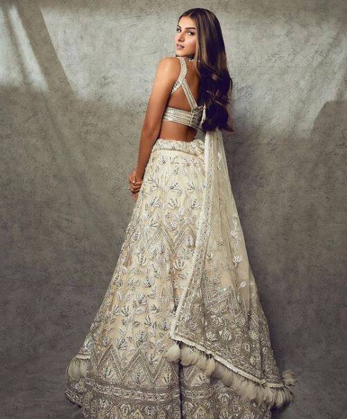 ਤਾਰਾ ਸੁਤਰੀਆ ਦਾ ਕਾਤਲਾਨਾ ਅੰਦਾਜ਼