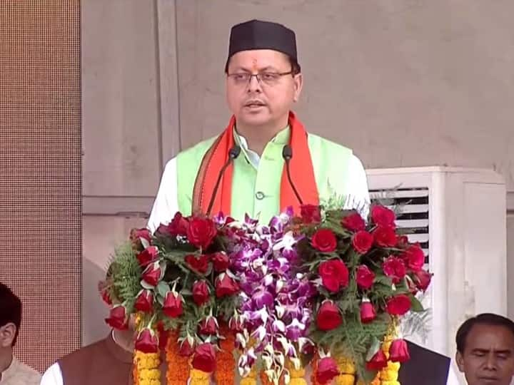 Uttarakhand CM Pushkar Singh Dhami former Champawat MLA Kailash Gahatodi, visit Manch area of ​district ANN Champawat Bypoll: कांग्रेस के गढ़ में पहुंचे सीएम पुष्कर सिंह धामी, विकास को लेकर किये कई बड़े वादे