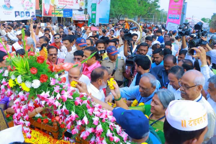 उदगीरवासियांसह राज्यभरातील वाचक आणि रसिक या मेळ्याचा रसास्वाद घेणार आहेत.