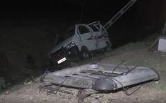 પાટણના કંબોઇ ગામ પાસે કારનું ટાયર ફાટતા અકસ્માત સર્જાયો, એક જ પરિવારના ત્રણના મોત