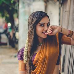 Actress Smruthi Venkat : அழகே! பேரழகாய் நடிகை ஸ்ம்ருதி வெங்கட்.. அழகிய லேட்டஸ்ட் புகைப்படங்கள்!