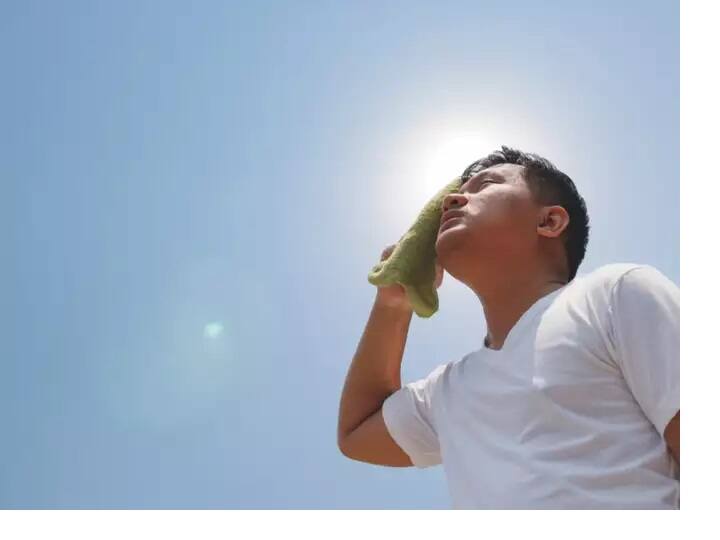 ট্রেনে, বাসে, লোকজনের মাঝে অপ্রস্তুতে পড়তে পারেন এই সমস্যার কারণে। বিশেষজ্ঞরা জানাচ্ছেন, এই সমস্যা প্রায় কম বেশি সকলেরই থাকে।