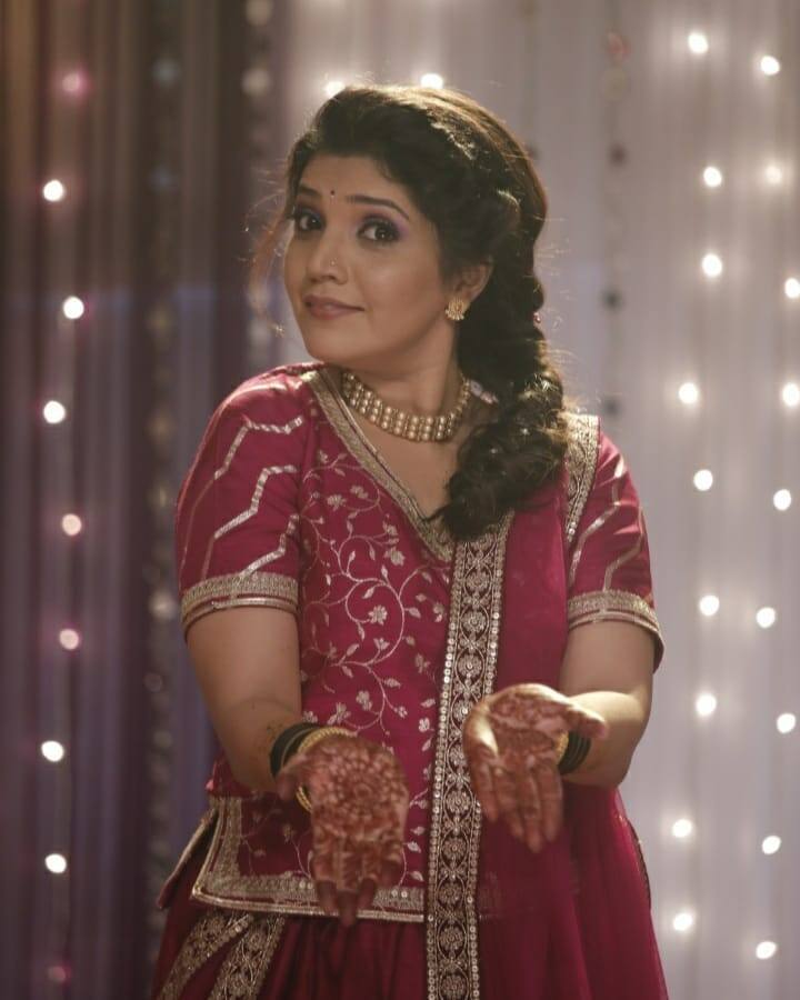 अभिनेत्री मुक्ता बर्वेने (Mukta Barve) मागील अनेक वर्षापासून मालिका, चित्रपट आणि नाटक या माध्यमातून आपले दमदार अभिनय कौशल्याद्वारे प्रेक्षकांचे मन जिंकले आहे.(photo:muktabarve/ig)